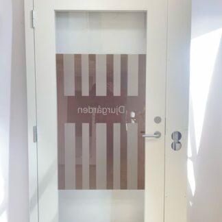 innerdörr med glasparti 10*21 V.