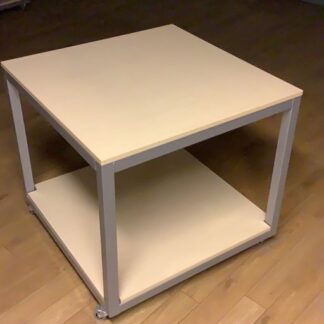 Avlastningsbord Björk på hjul